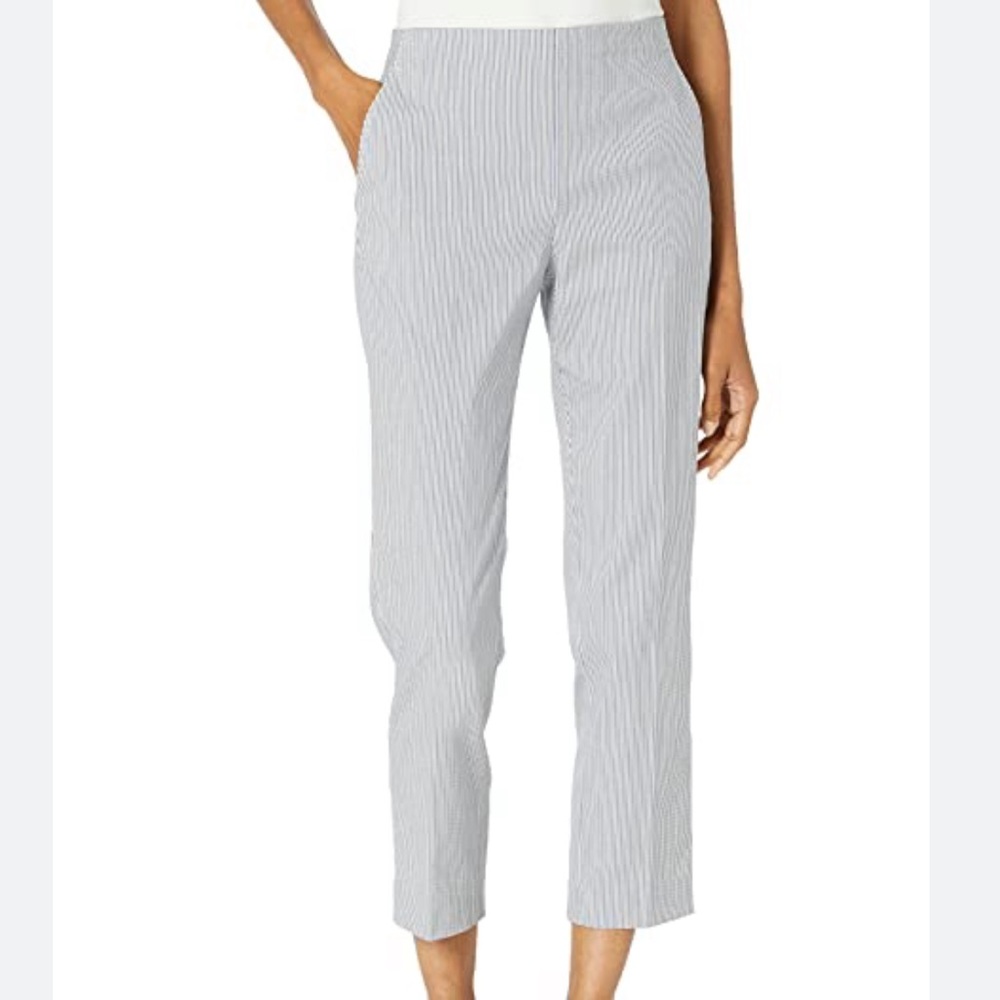 Theory Women's Light Blue Pinstripe Cropped Trousers - Picture 2 of 11